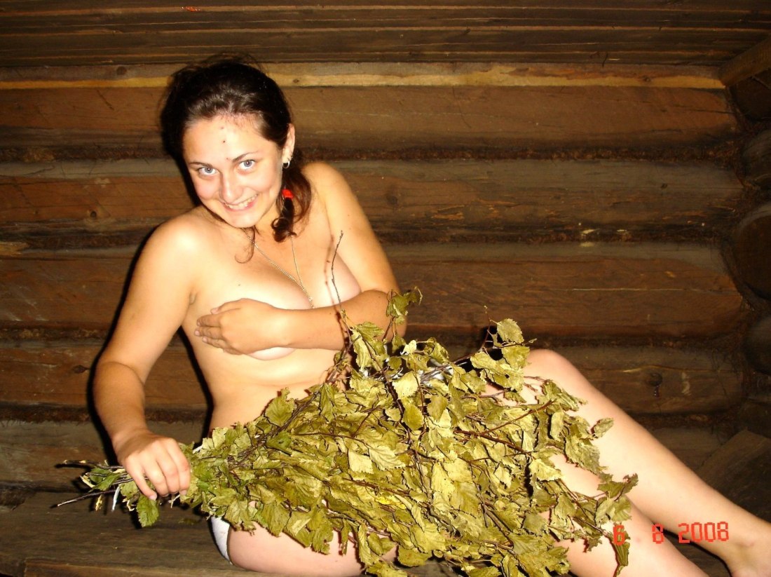 Голые женщины в бане частное