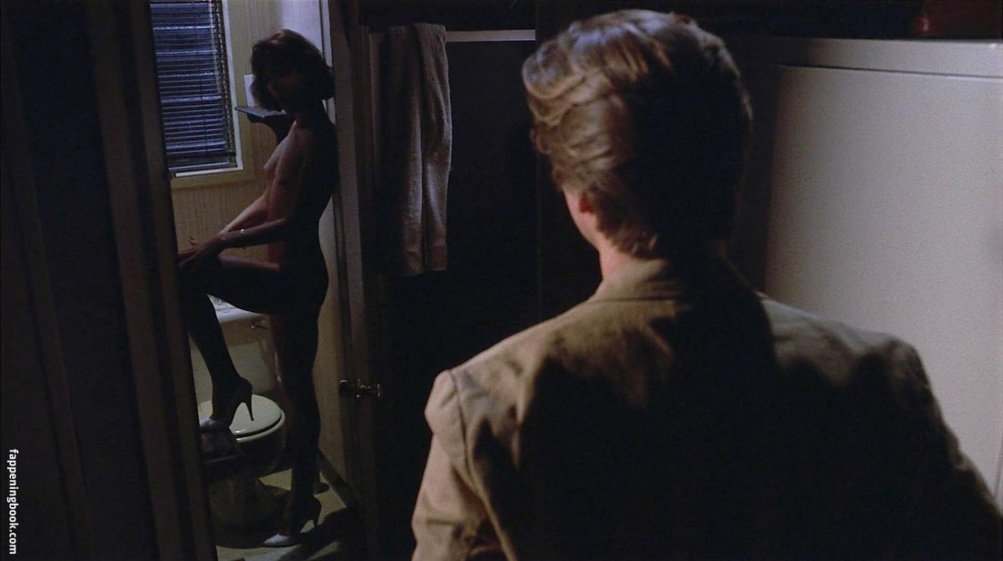 Naked Alexandra Paul in Baywatch ANCENSORED