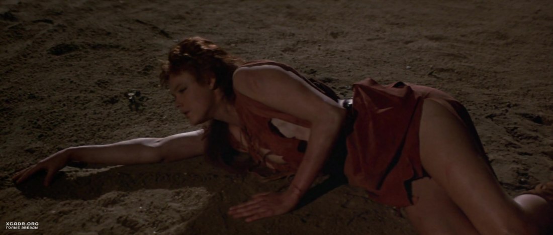 Paulette Bardy - на пляже (1900)