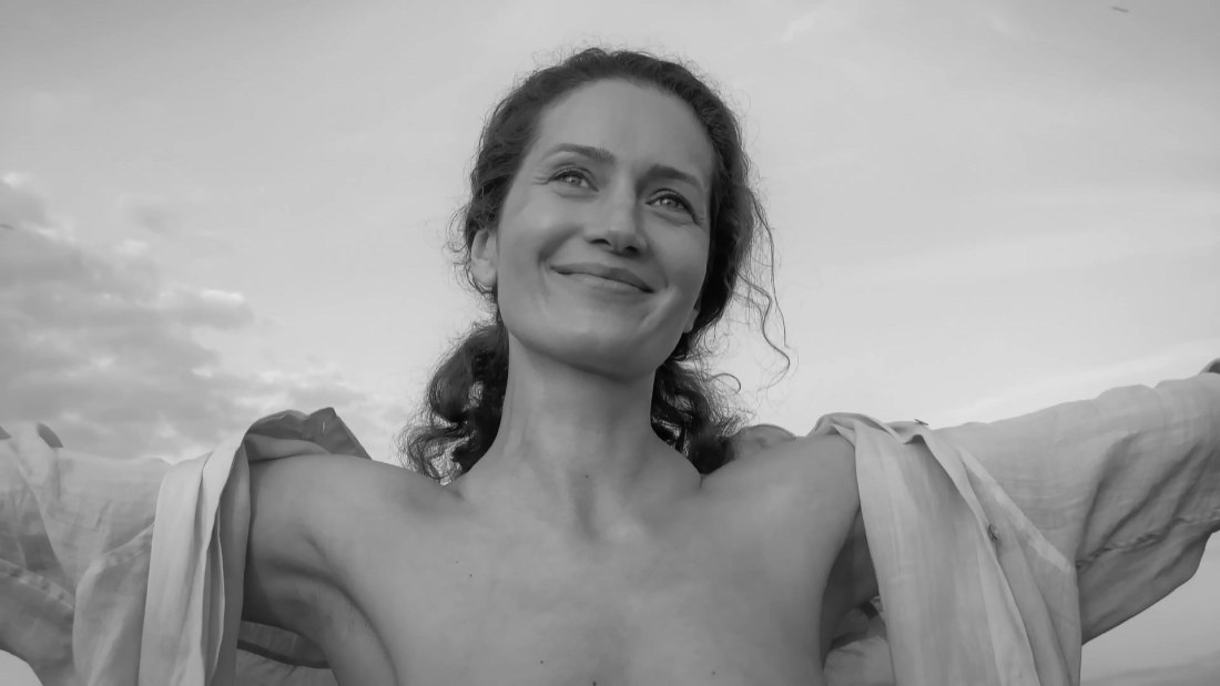 Виктория Исакова голая эпидемия