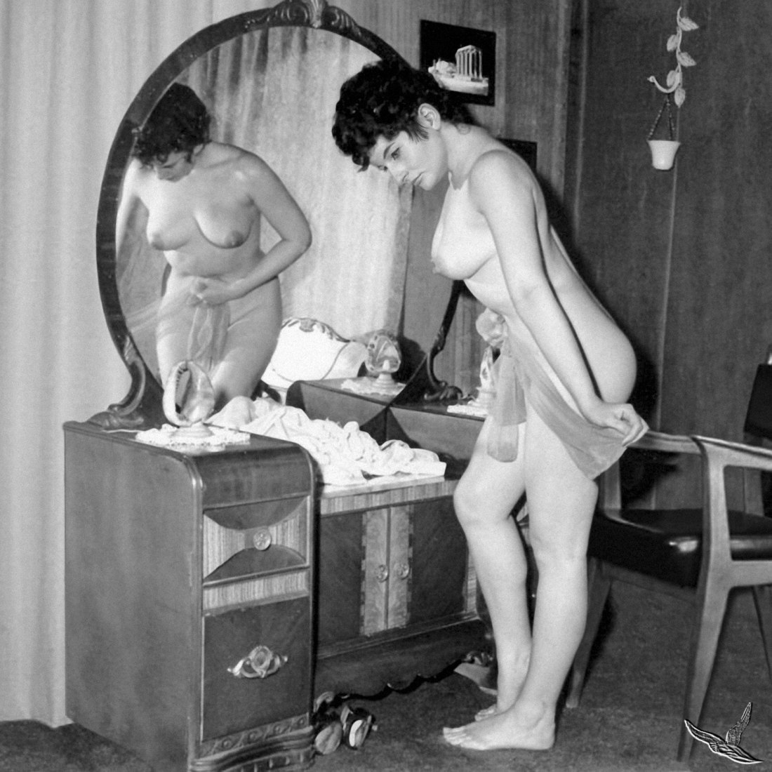 Ретро трах втроем большие сиськи