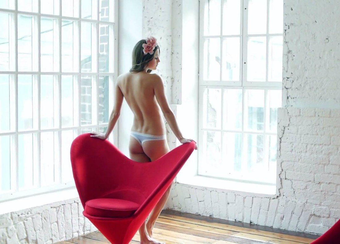 Порнографии Аня Михайловская