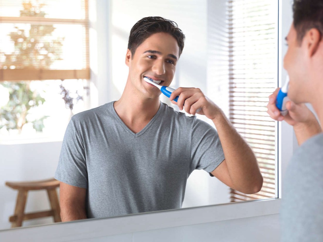 Дрочка электричесской щёткой