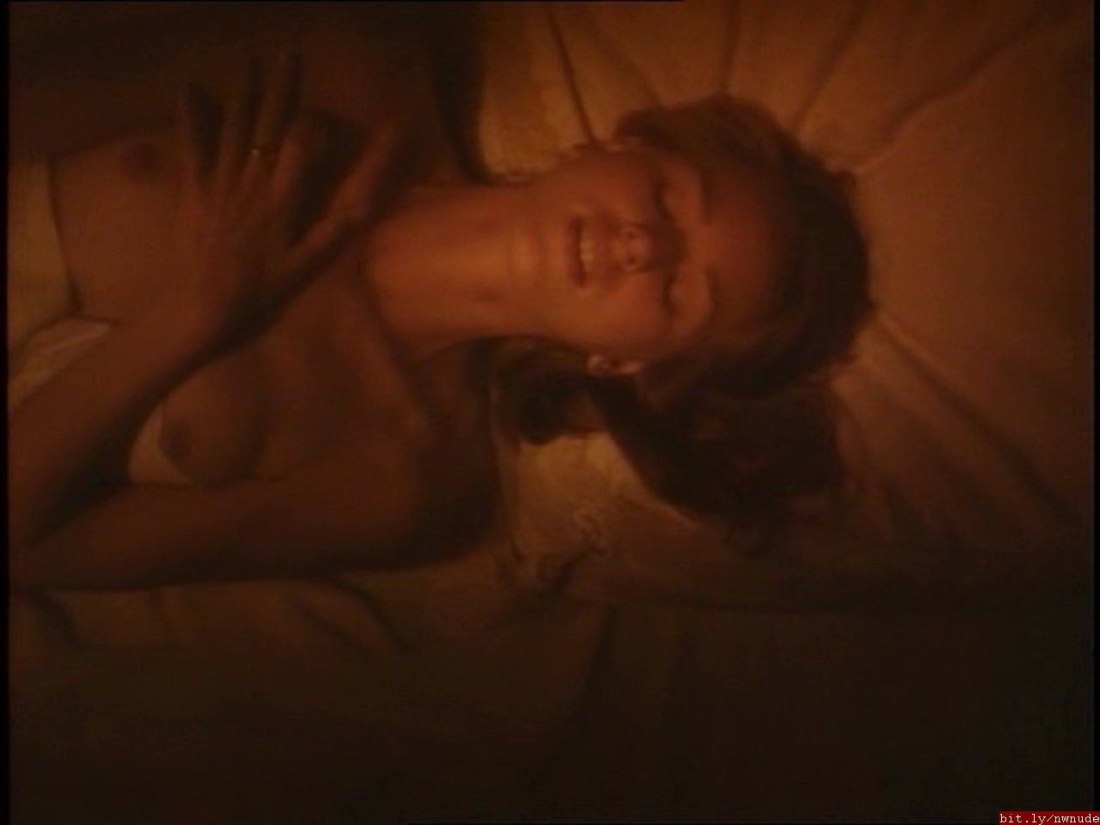 Юлия Снигирь nude Воланд