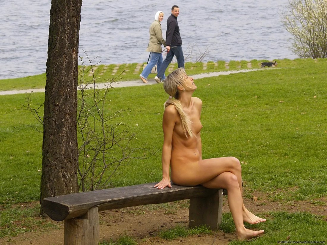 Прогулки голышом на виду