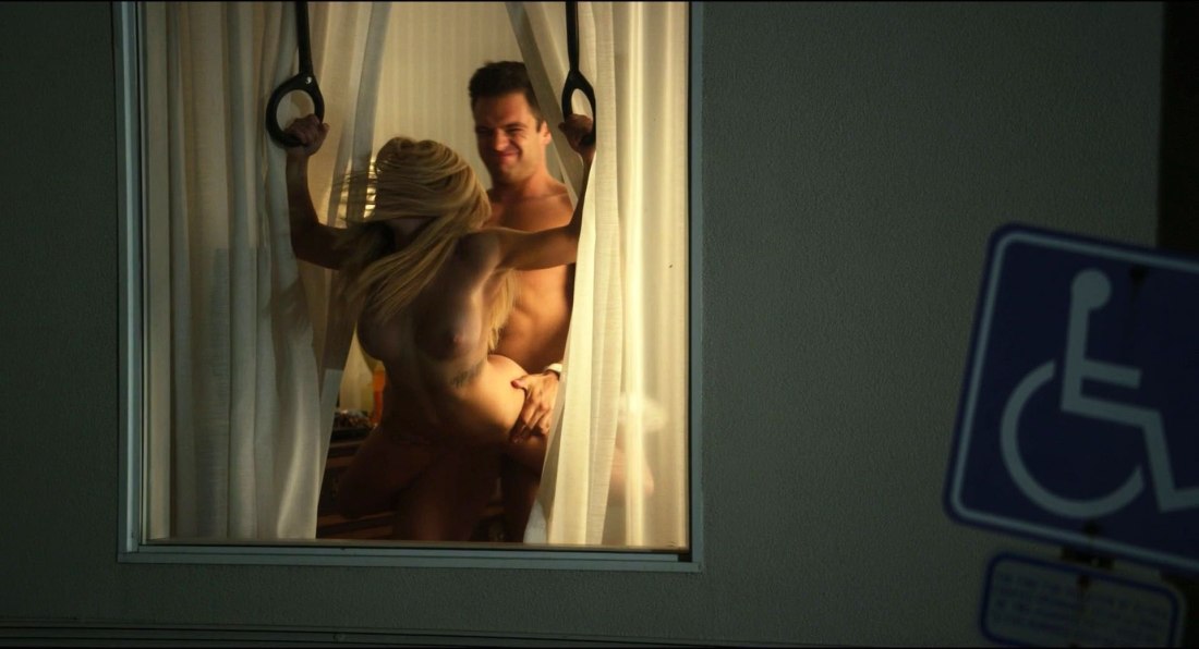 Голая Кейли Куоко, Мелисса Рауч,