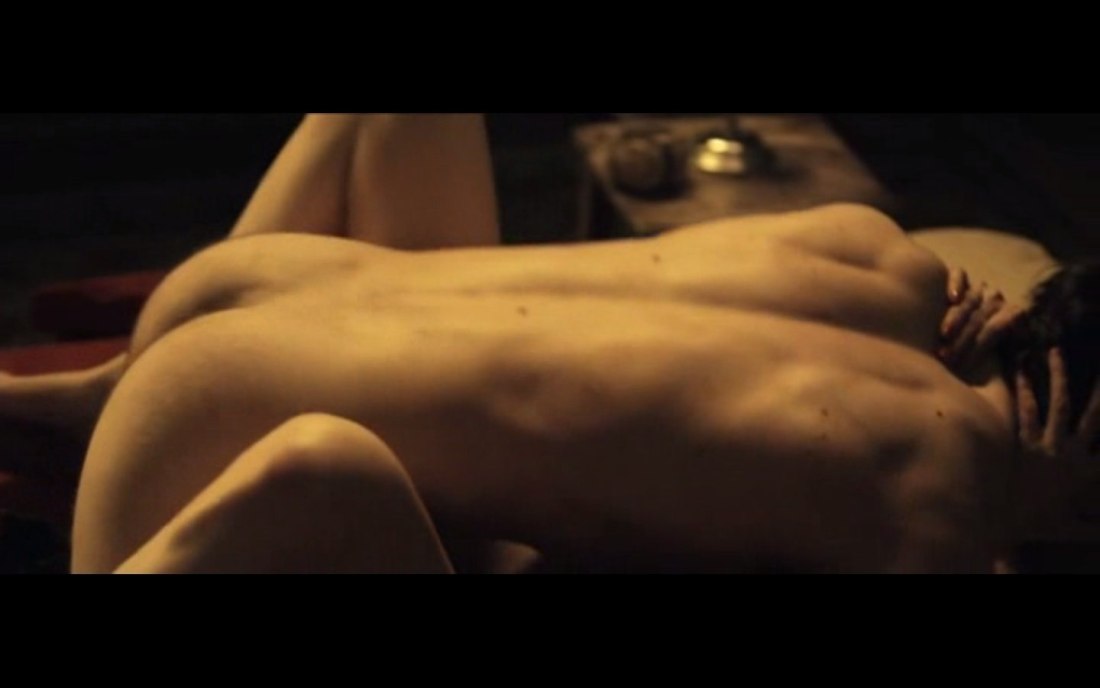 Астрид Берже-фрисби nude