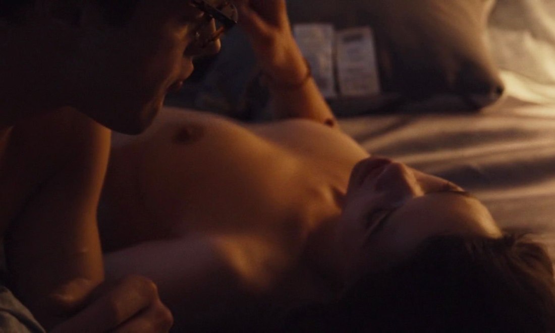 Астрид Берже-фрисби в Нижнем белье