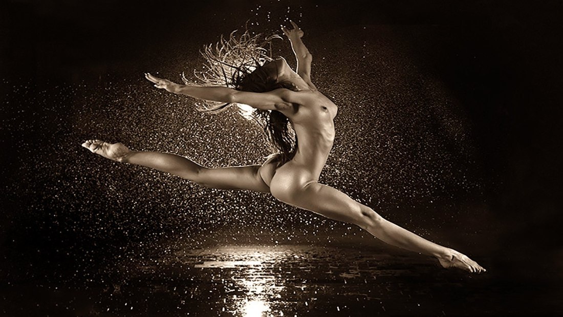 Эротические танцы девушек