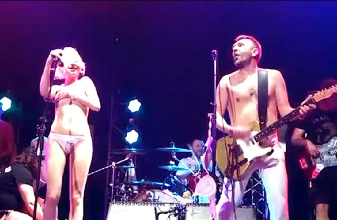 Alisa g модель ебется порнофото