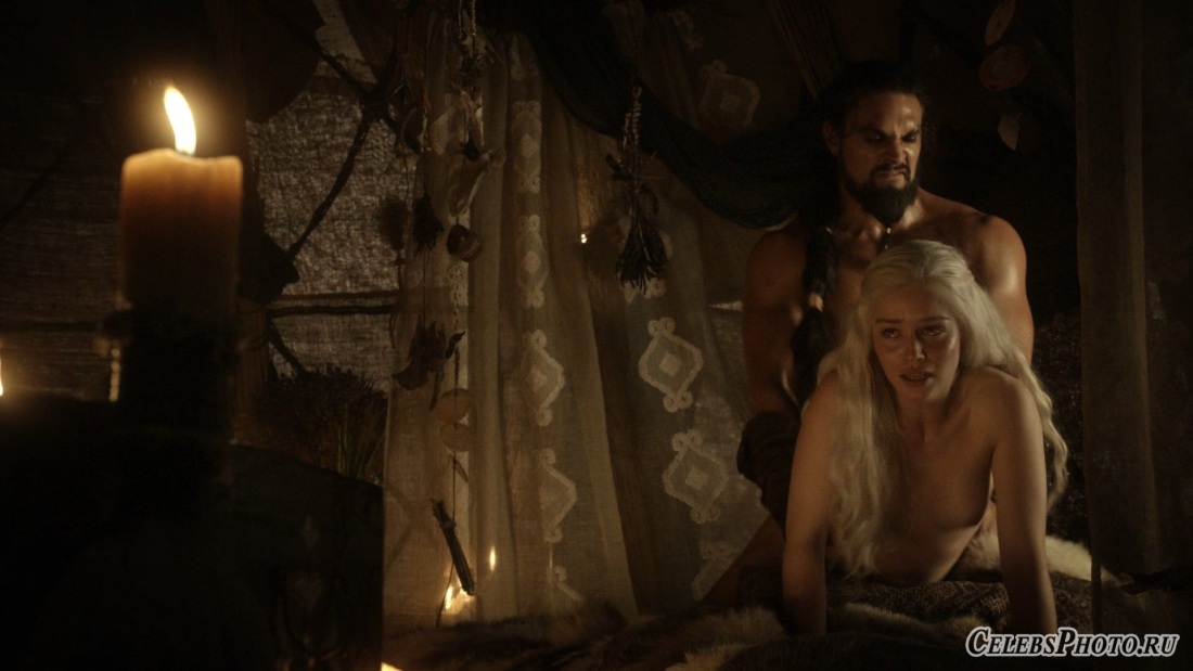 Эмилия Кларк голая Терминатор