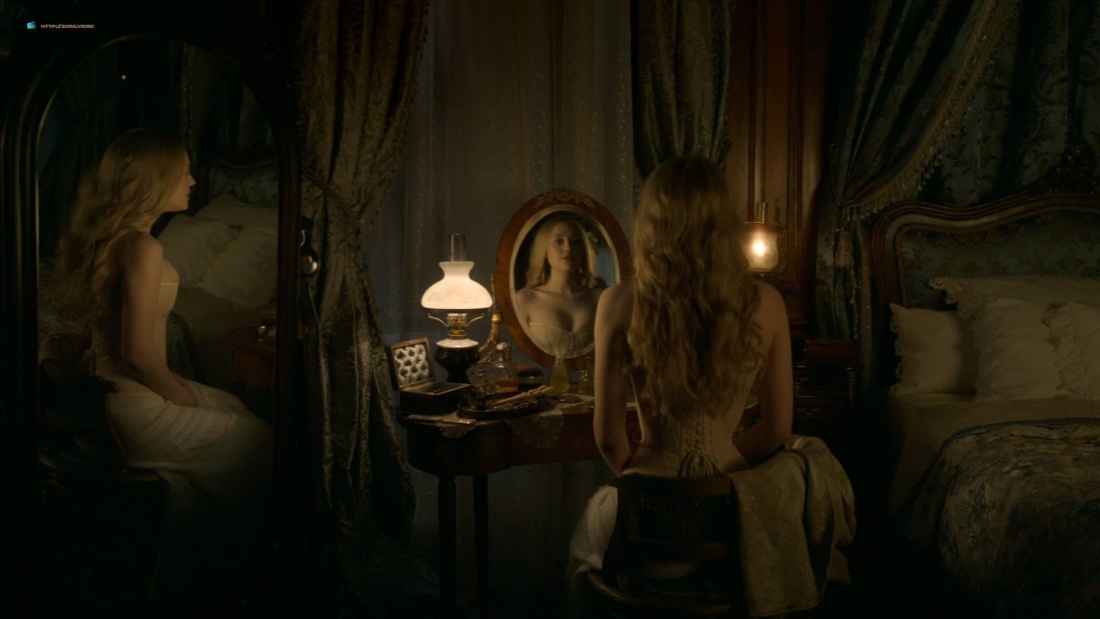 Дакота Фаннинг 2009 голая