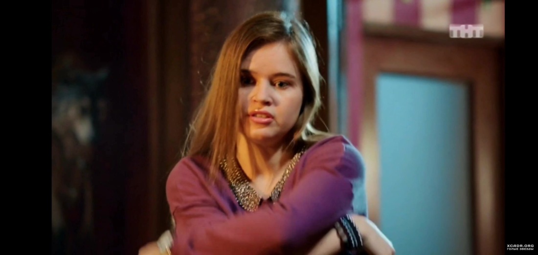 Физрук Лена актриса Екатерина Мельник