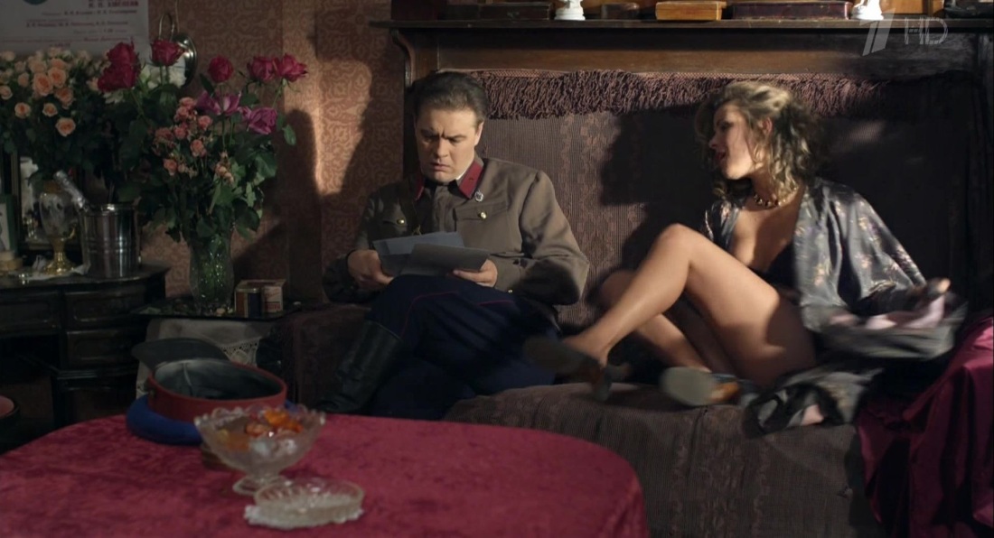 Виктория Маслова Ивановы Ивановы горничная