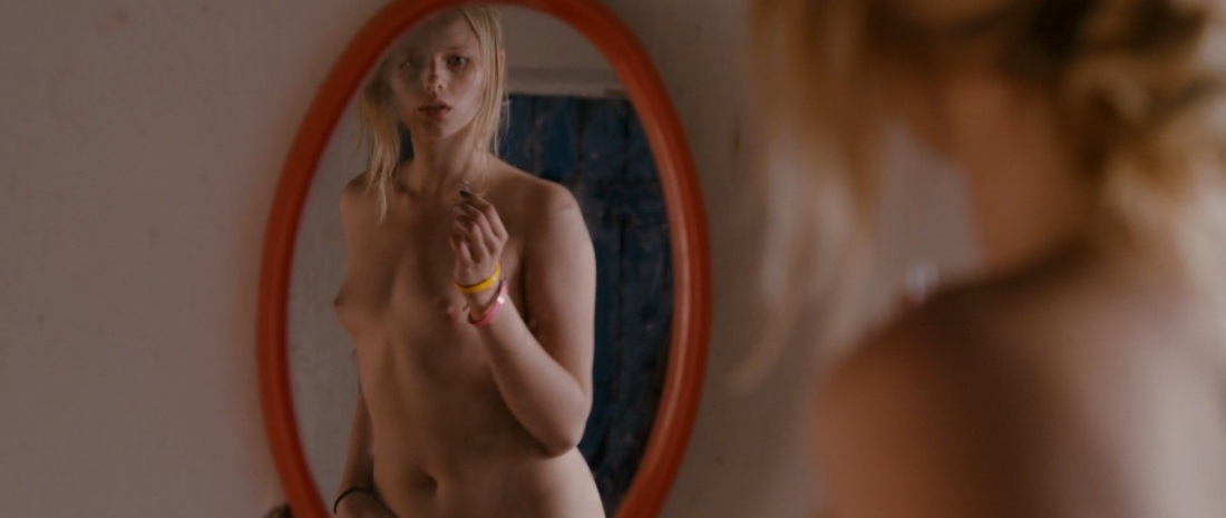 Александра Бортич голая