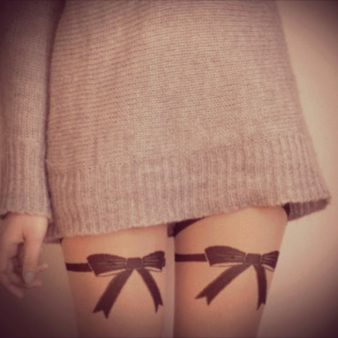 Татуировка бантик