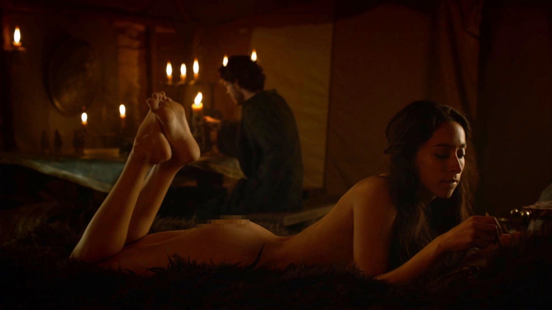 Уна Чаплин (Oona Chaplin) голая