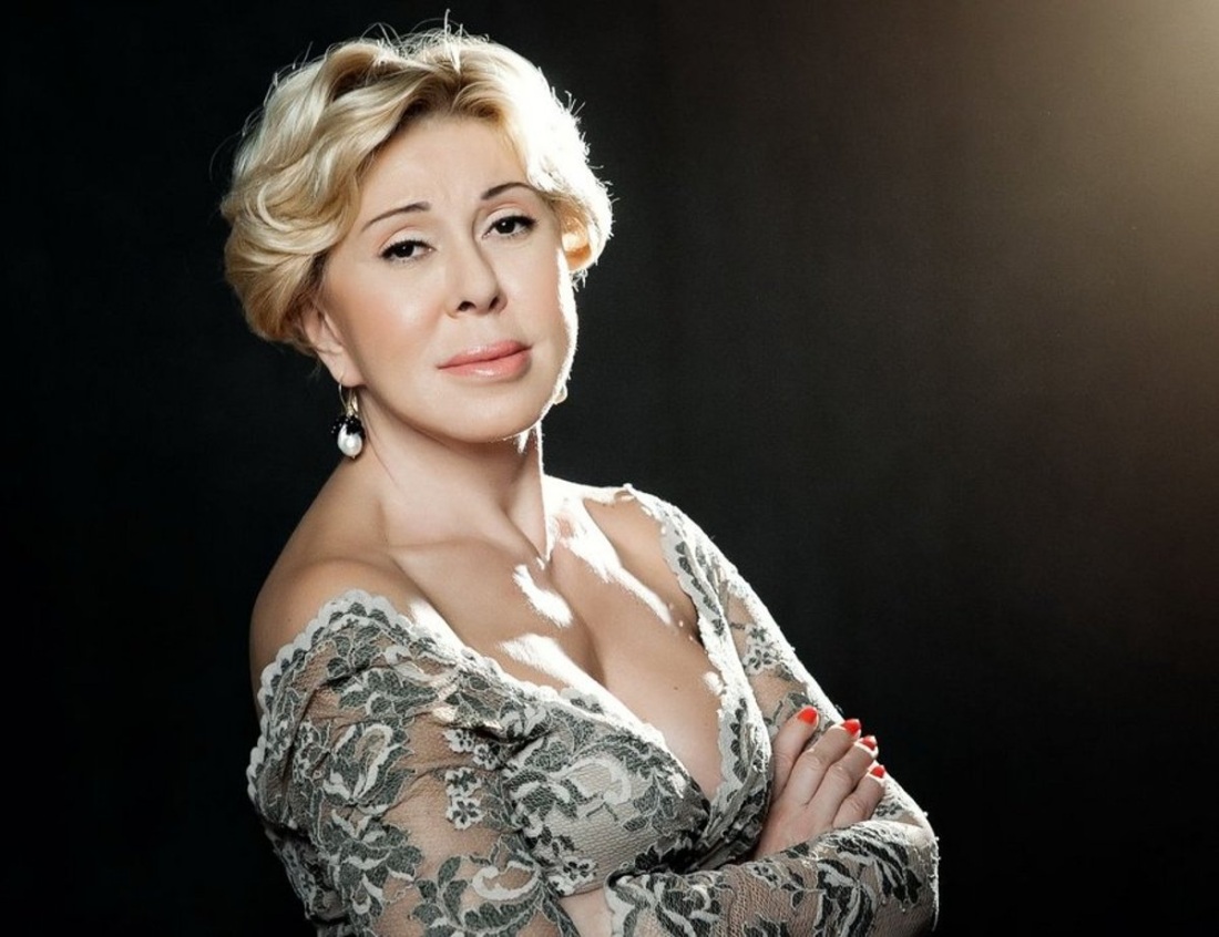 Любовь Успенская топлес