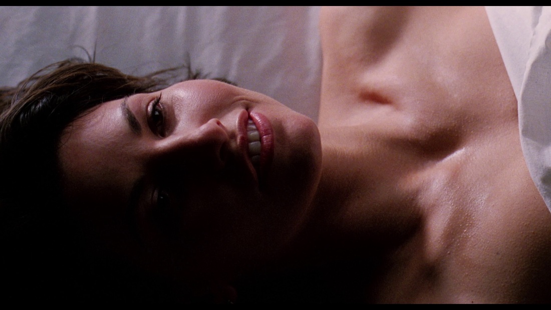 Дженнифер Тилли 1998 сиськи