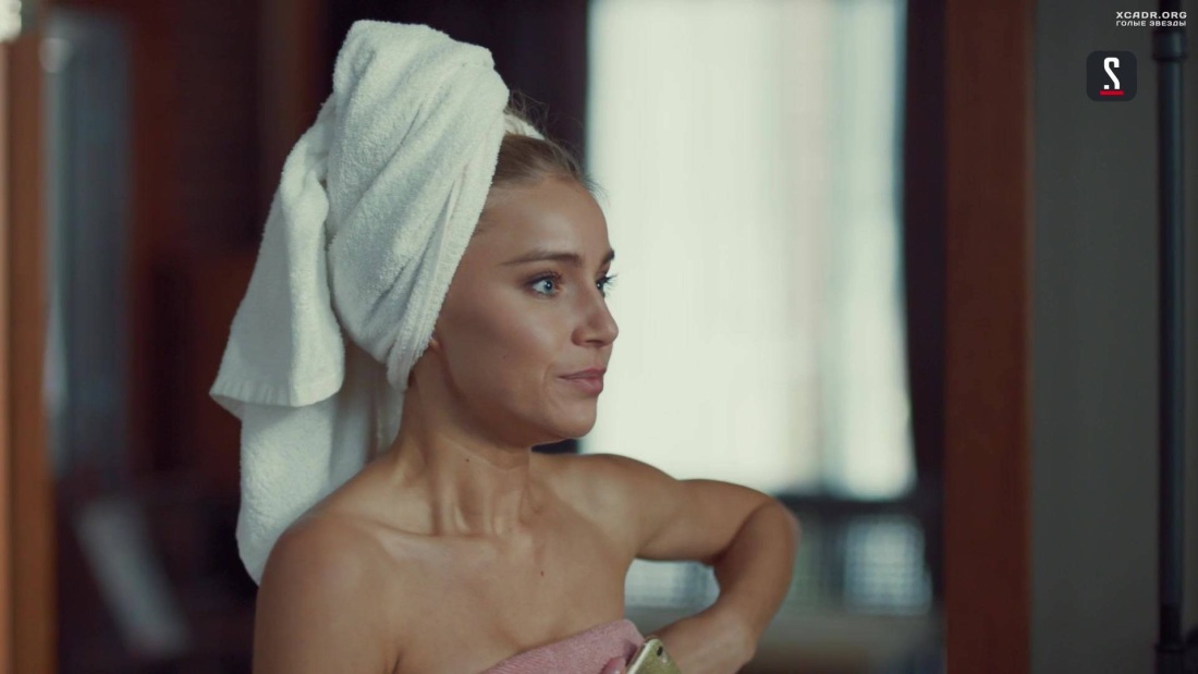 Алина Ланина в купальнике