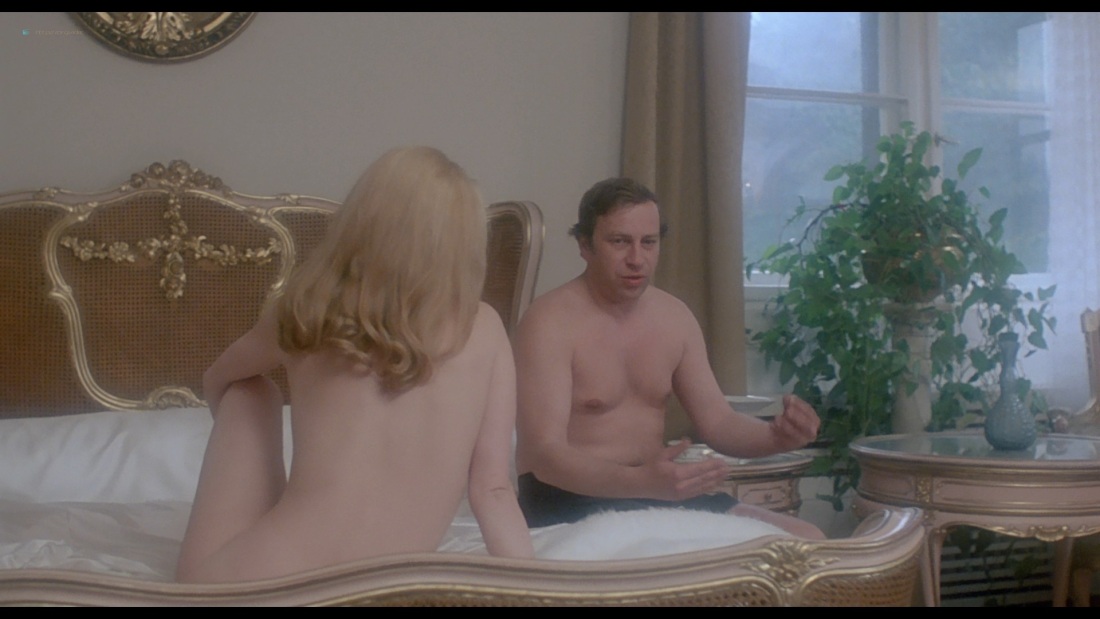 Сексмиссия (Seksmisja), 1983 nude