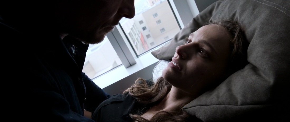 Канадская порномодель Изабель Лукас