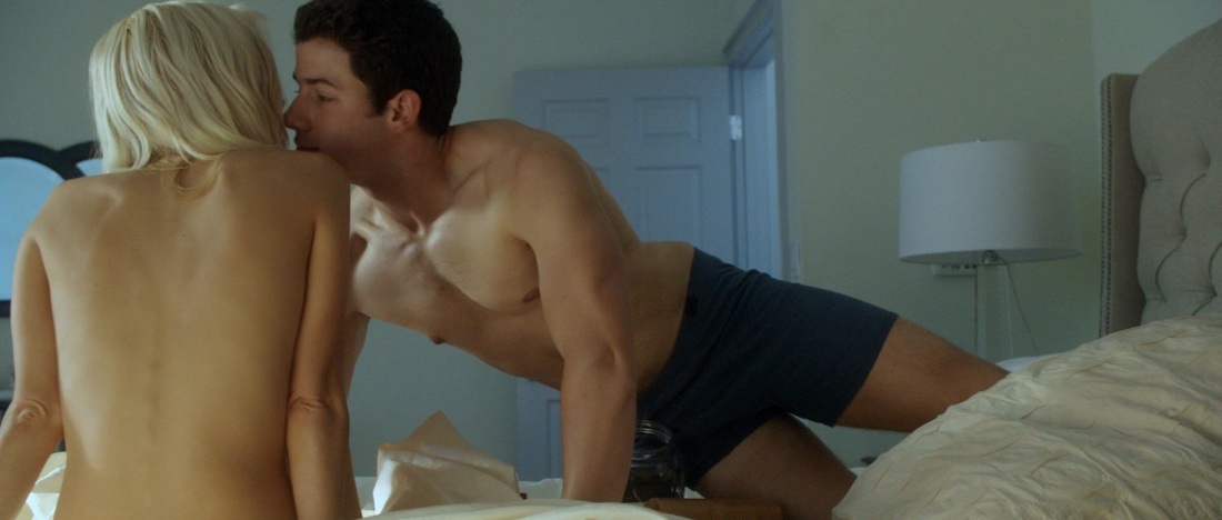 Изабель Лукас горячие ass