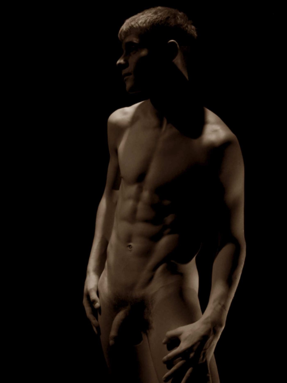 Габриэль Ленфант голый