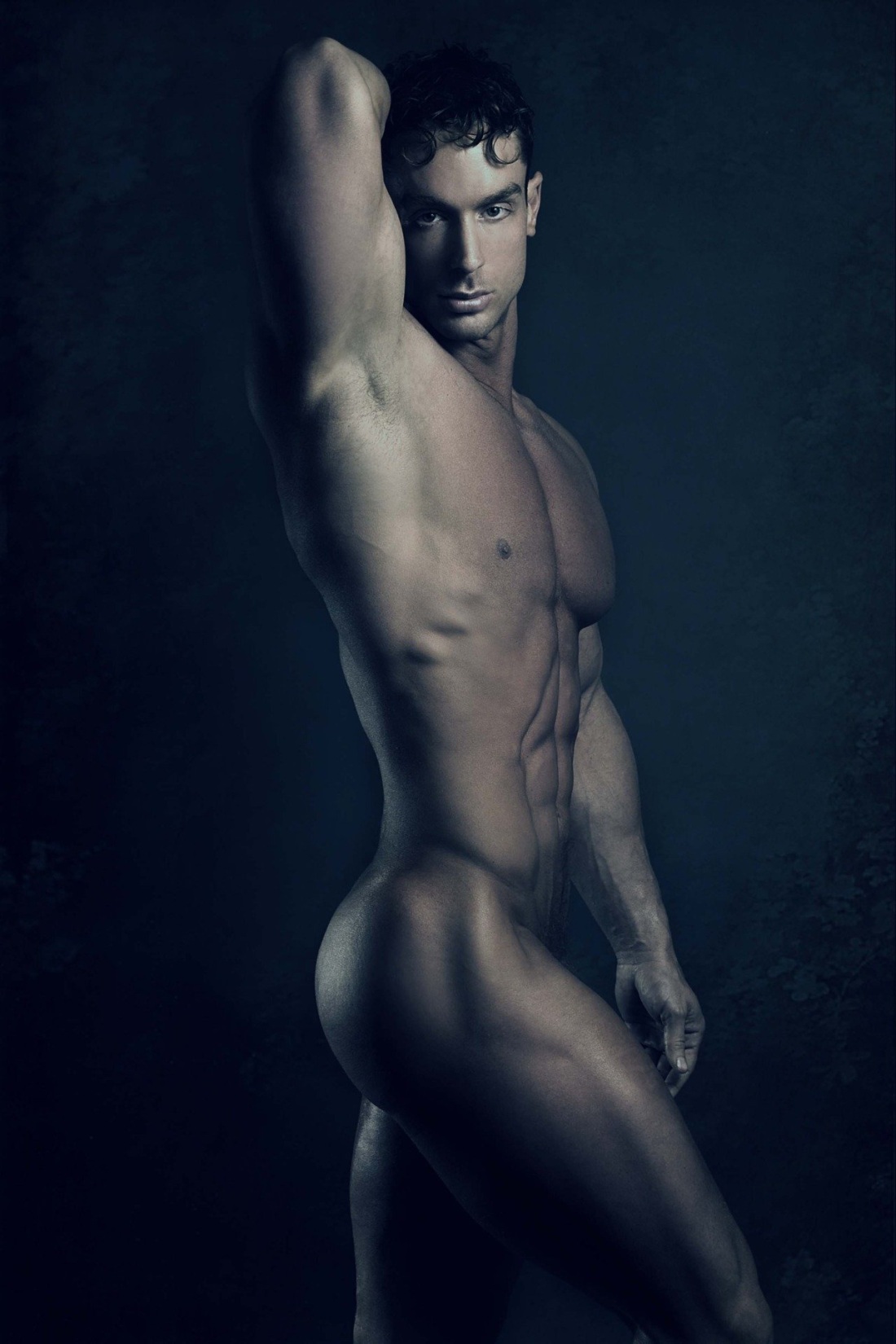 Очень худые голые мужчины