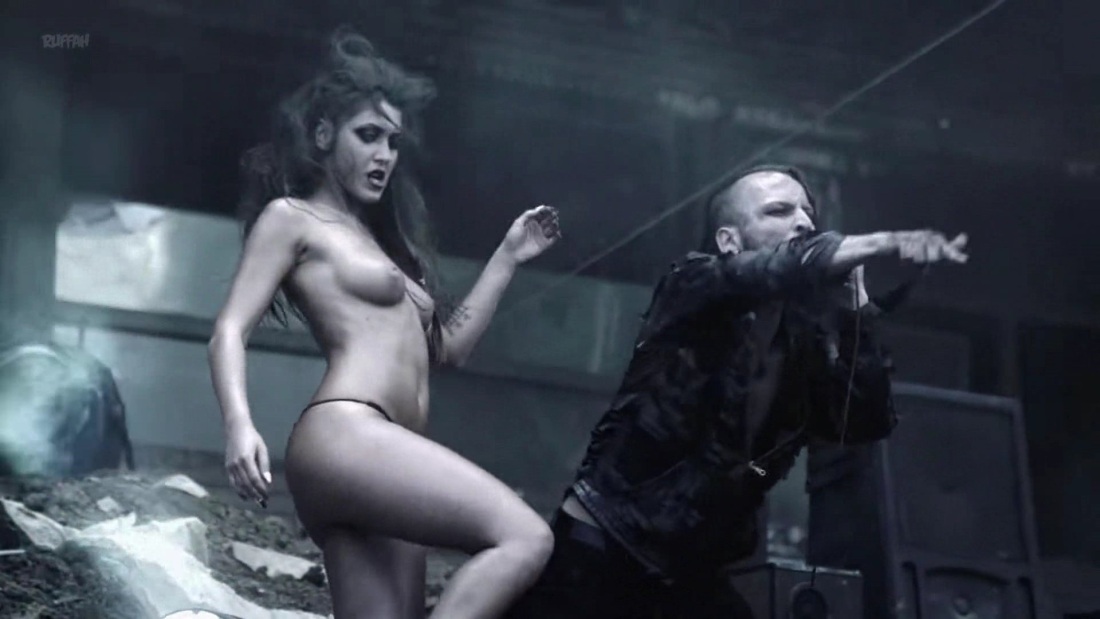 Танит Феникс эротические