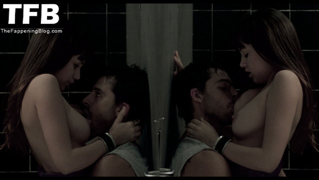 Голая ана де Армас в фильме ночной портье