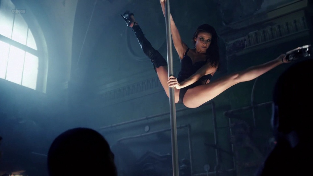 Туристас фильм 2006 Оливия nude