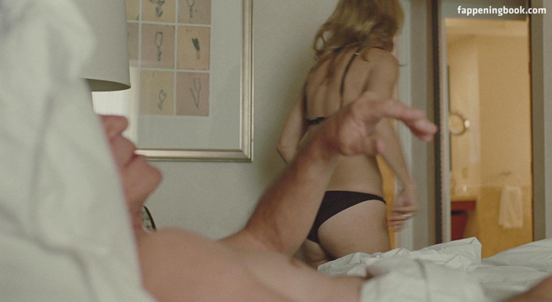 Эротические сцены актриса Мария Белло