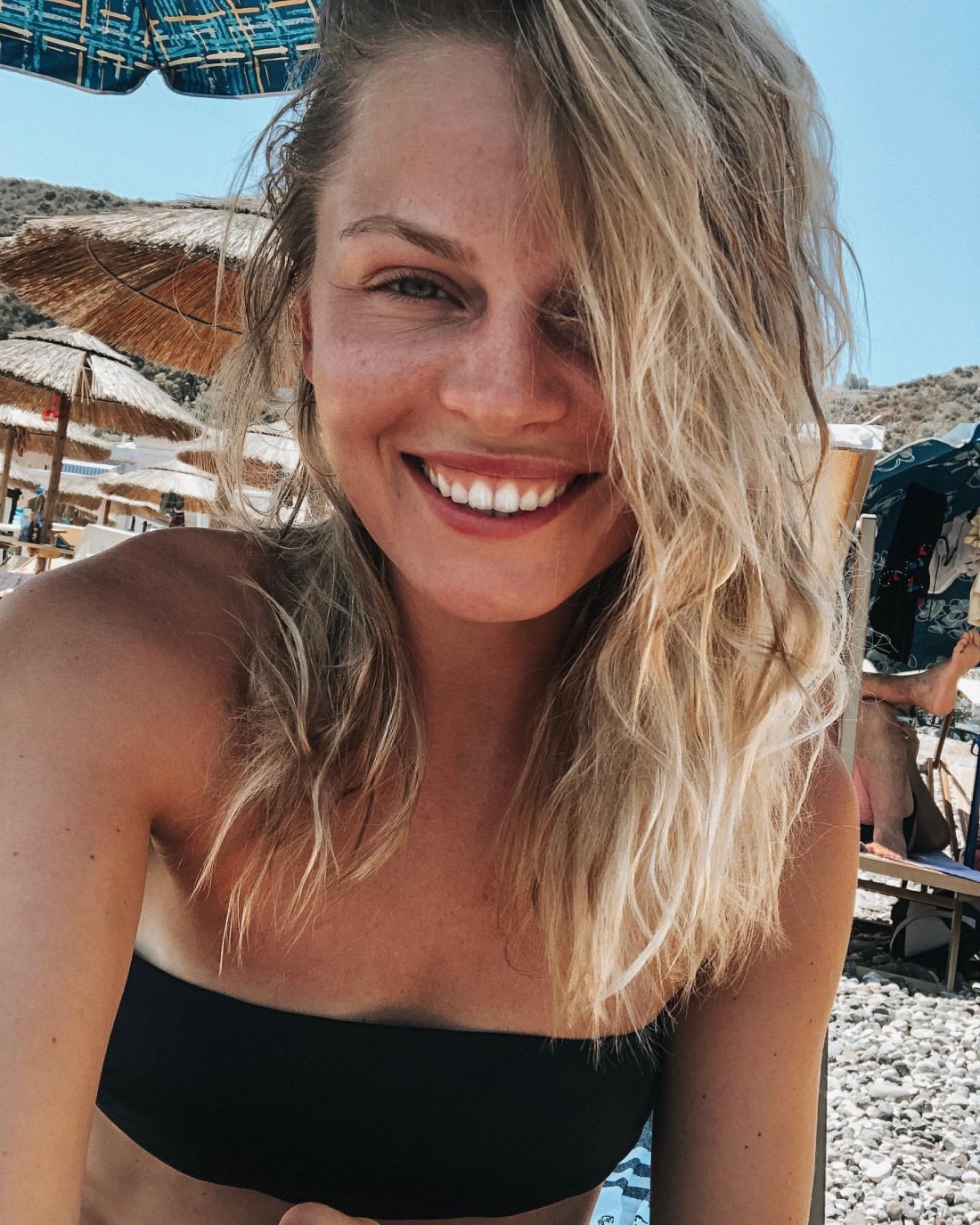 Евгения лоза голая в сериале "ведьма"