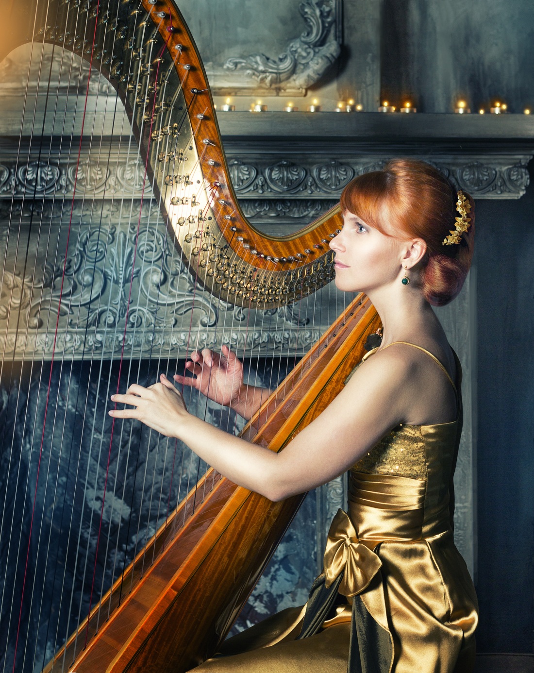 Девушки ню и инструмент в высоком качестве