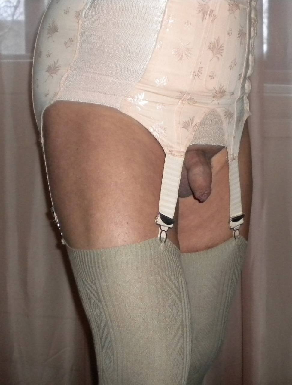 Порно фото мужики в нижнем женском белье