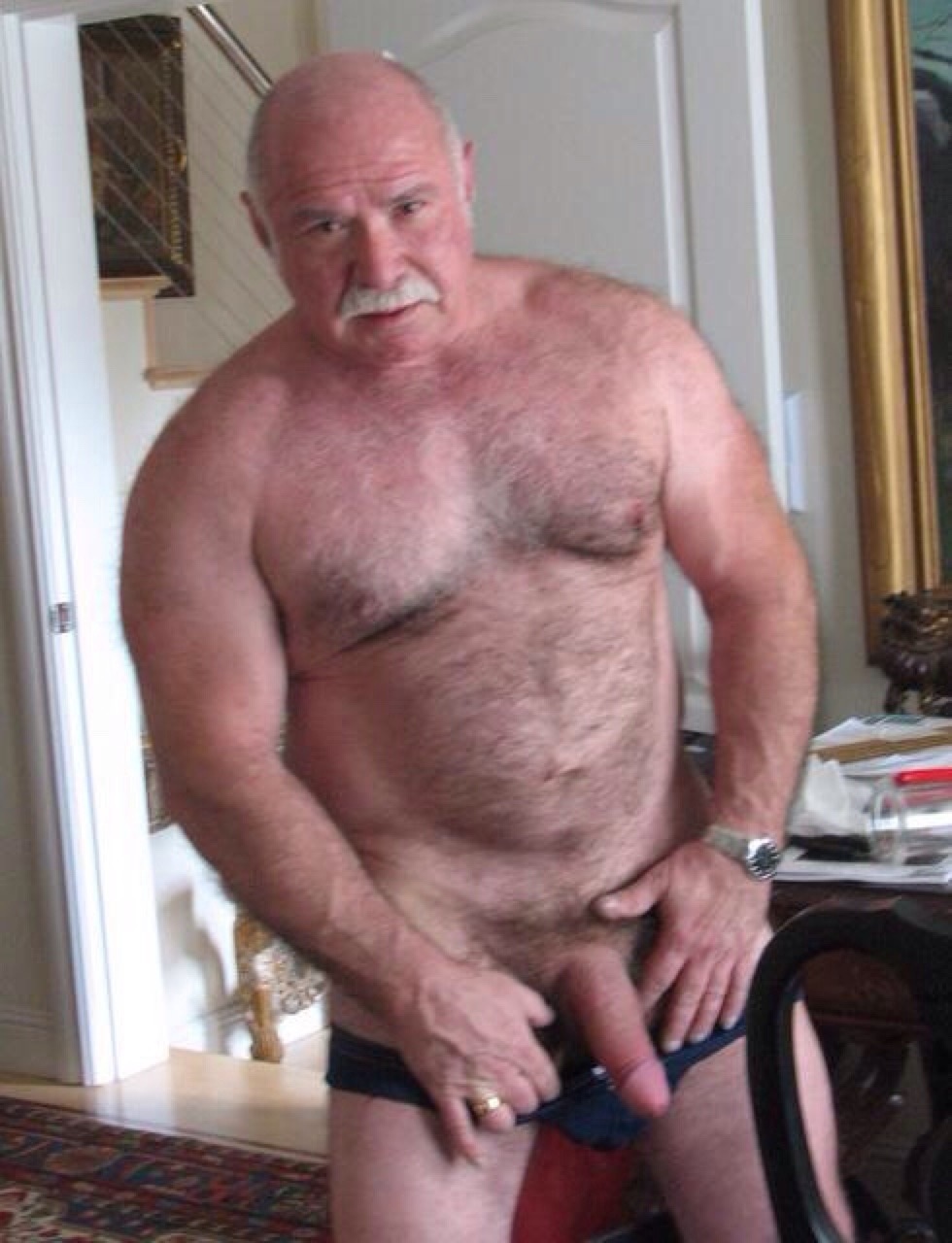 Голые мужчины постарше