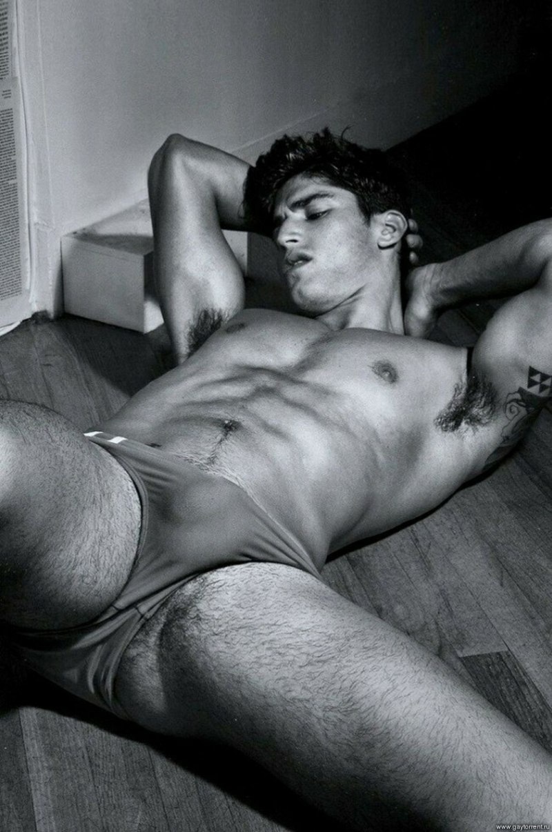 Marlon Teixeira голый