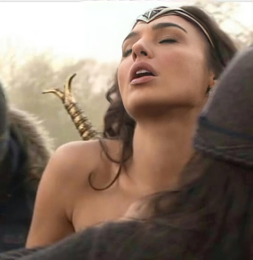 (18+) Галь Гадот (gal Gadot) #27