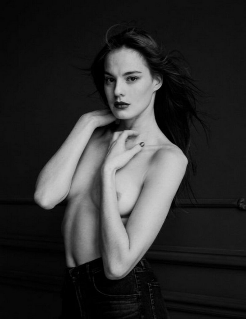 Голая КУРГАНЧАНКА Дарья