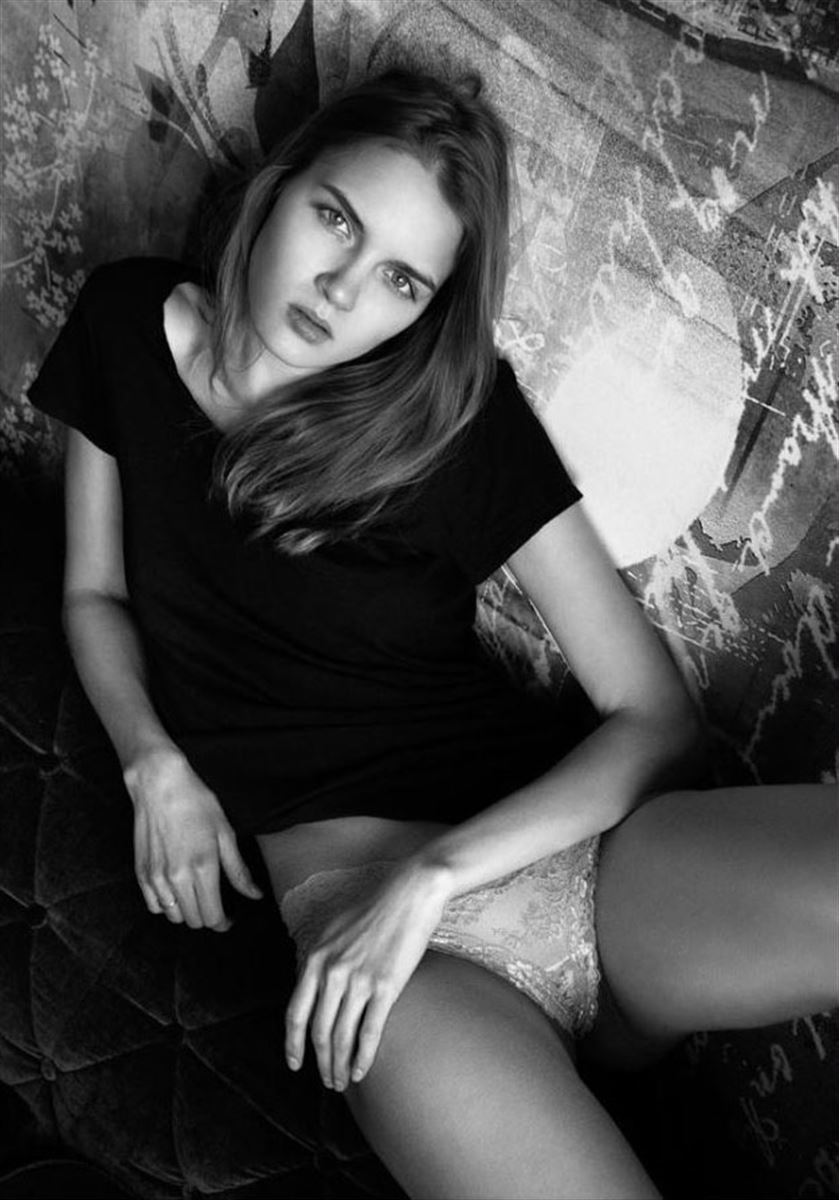 Мельникова ню стальная бабочка