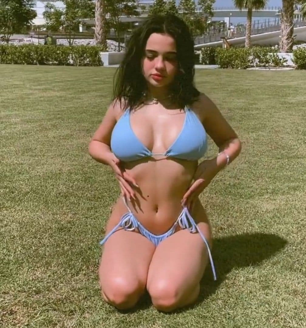 Юлия Хлынина в Нижнем белье