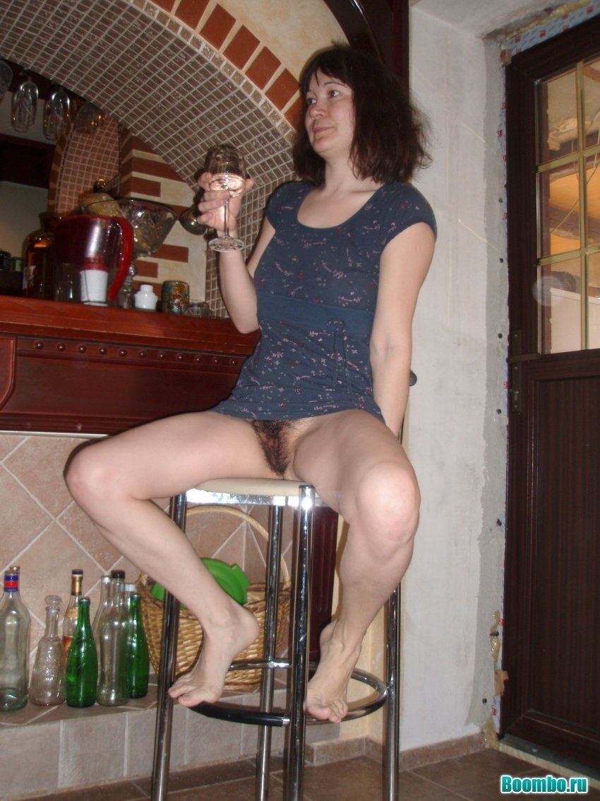 Пьяные девки без трусов