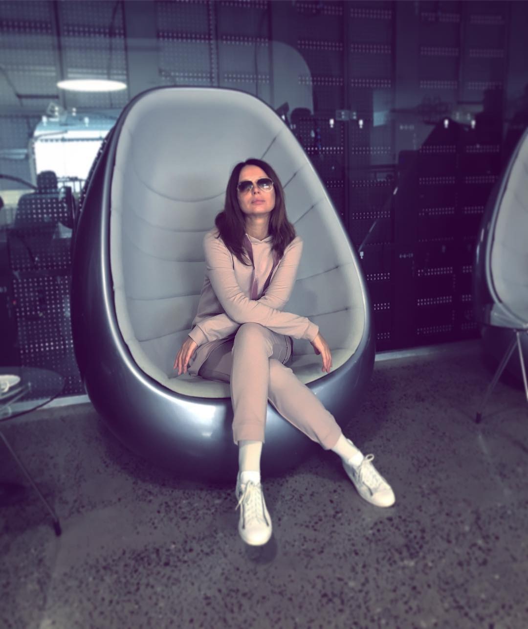 Ирина Безрукова в сапогах