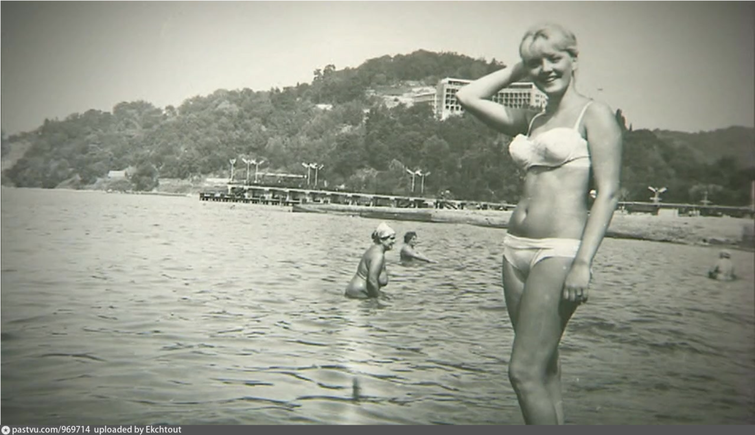 Светлана Светличная в молодости в купальнике
