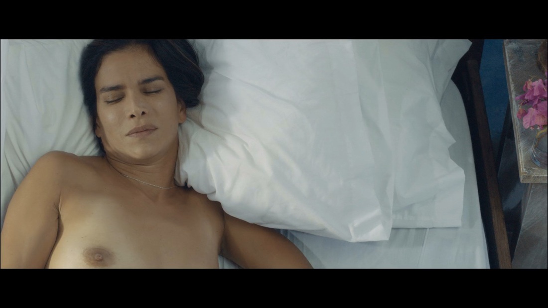 Патрисия Веласкес без трусиков