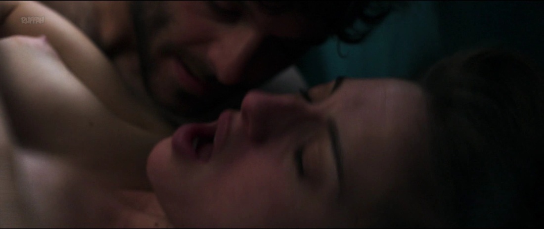 Клара Лаго голая 3 метра над уровнем неба