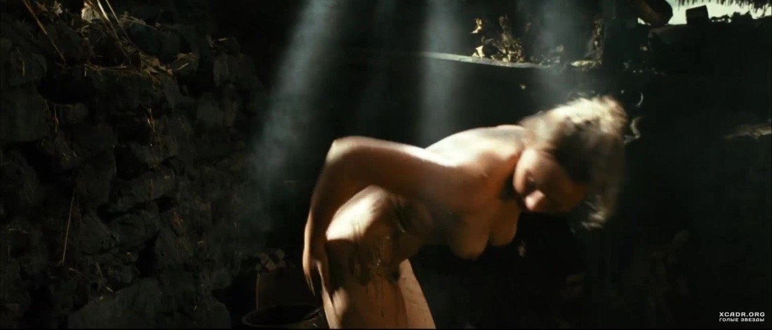 Дарья Перова ню