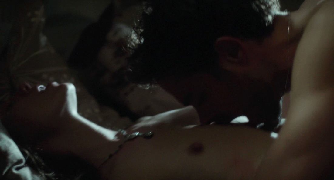 Голая порнозвезда Мишель Монаган