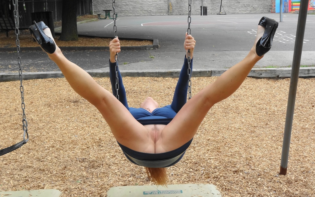 Красивые голые извращенки